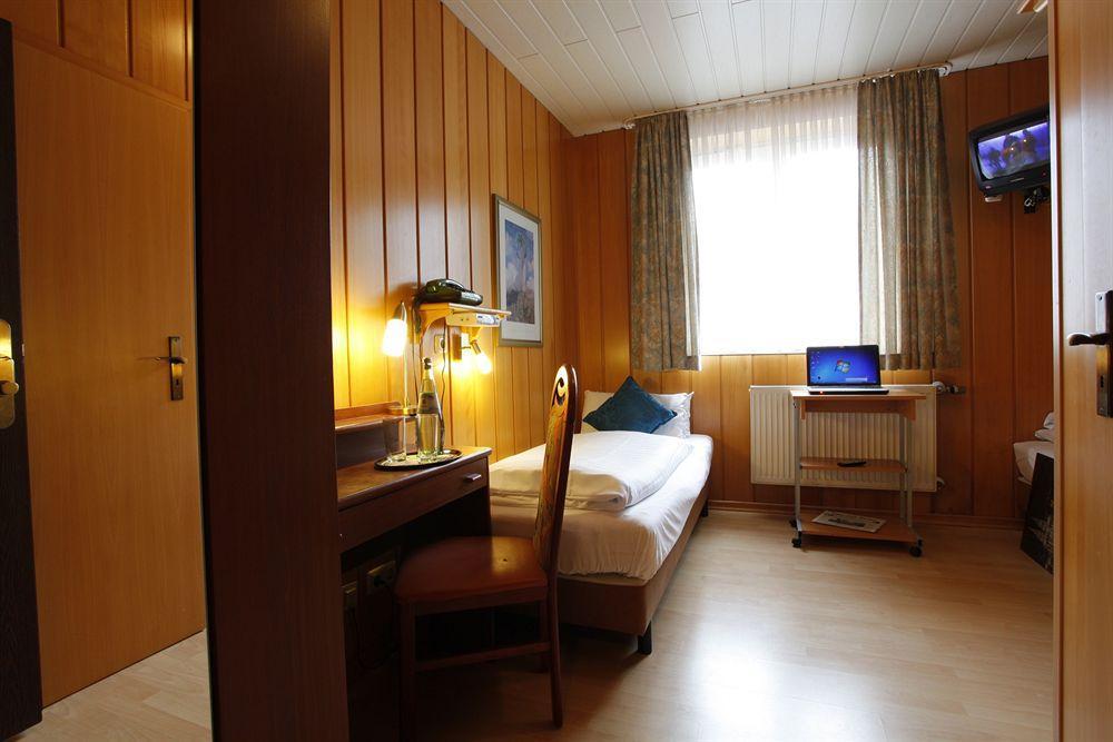 Centro Hotel Arkadia Cologne Exterior photo